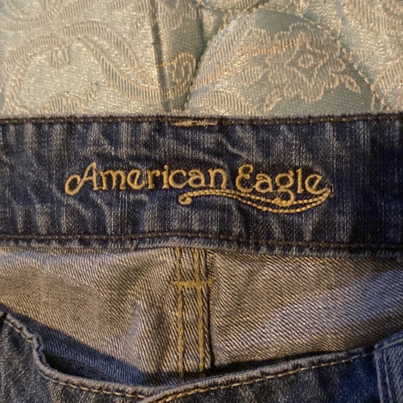 They don’t fit me anymore they are American Eagle - Picture 2 of 2